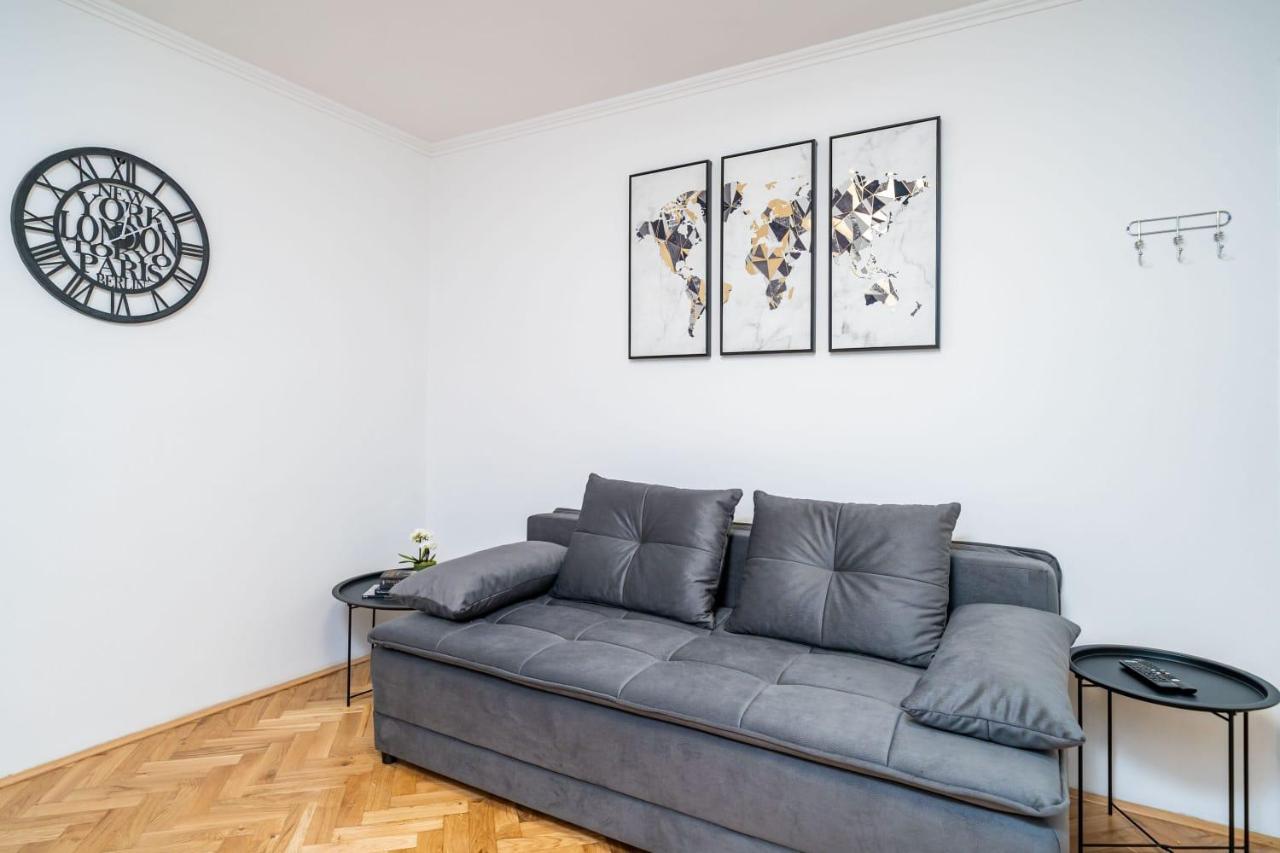 Apartman Knego With Parking Dubrovnik Kültér fotó