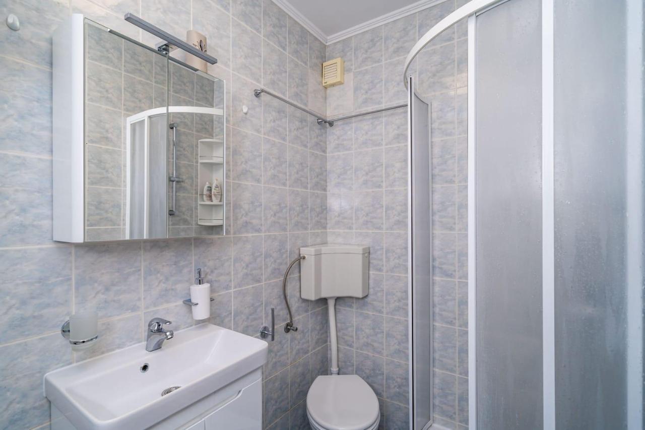 Apartman Knego With Parking Dubrovnik Kültér fotó