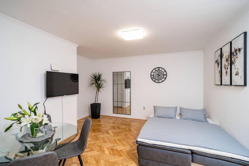 Apartman Knego With Parking Dubrovnik Kültér fotó
