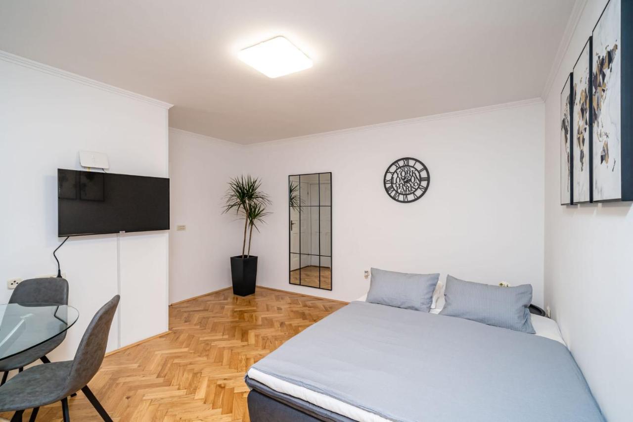Apartman Knego With Parking Dubrovnik Kültér fotó